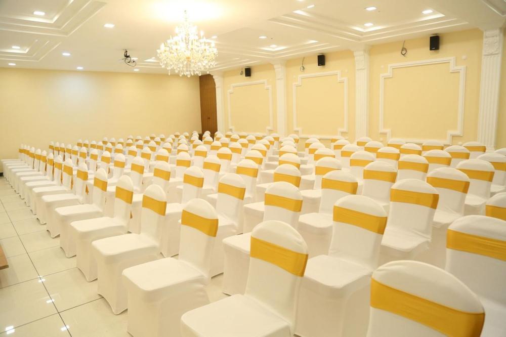 Kingsburyfiesta Otel Vellore Dış mekan fotoğraf