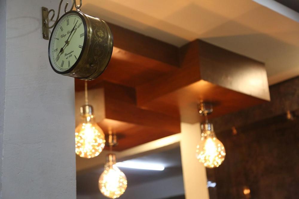 Kingsburyfiesta Otel Vellore Dış mekan fotoğraf